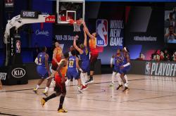 体育直播-掘金完胜猛龙，詹姆斯高光表现