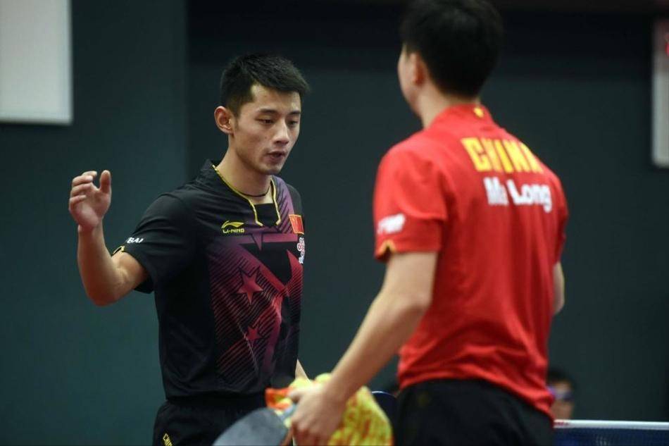 包含英国乒乓球队碾压瑞典乒乓球队，张继科关键制胜的词条